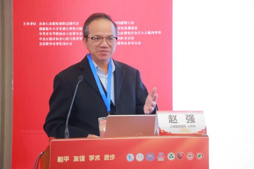 982923.jpg 640 (3).jpg